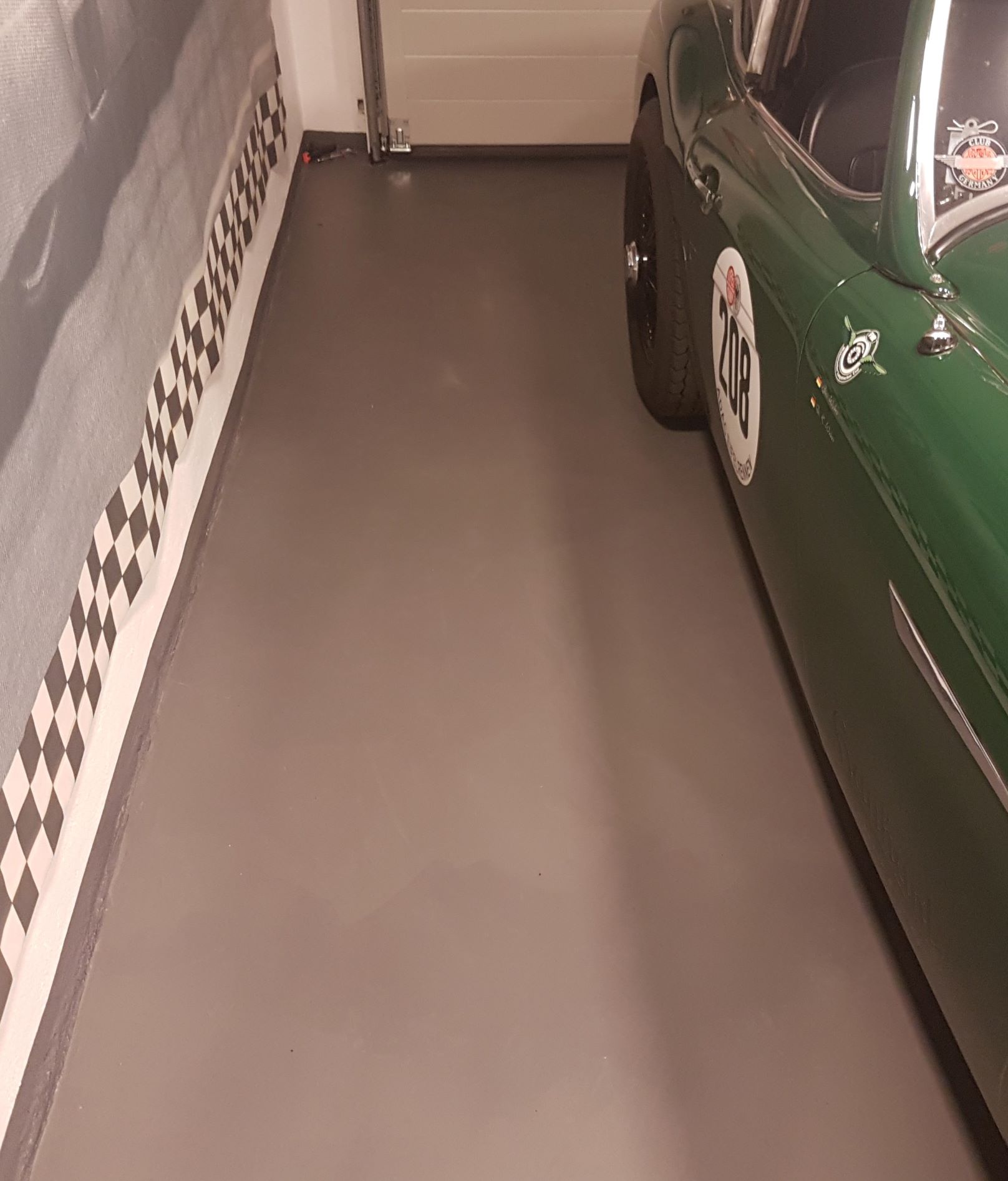 Garagenbeschichtung mit Mikrozement (Sichtbeton-Optik) in Fröndenberg nahe Unna - Wiesendahl